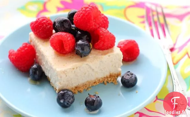 Gâteau Au Fromage À La Crème Glacée Végétalienne Aux Baies Fraîches