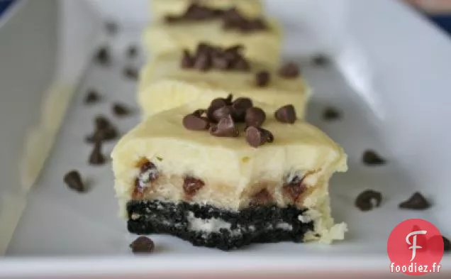 Gâteaux au Fromage Oreo Fourrés à la Pâte à Biscuits aux Pépites de Chocolat