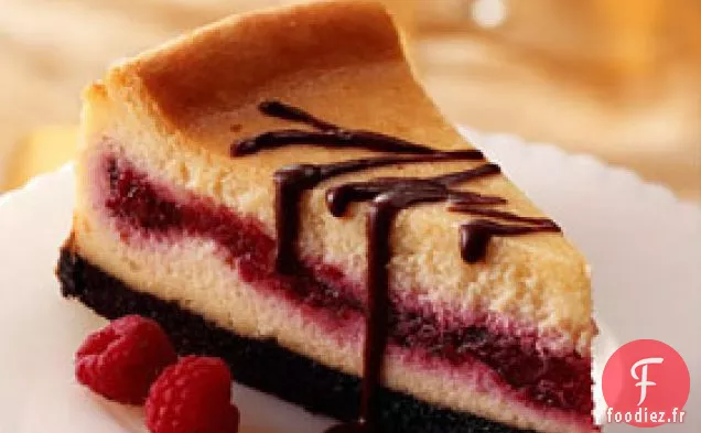 Gâteau Au Fromage À La Framboise Avec Croûte De Chocolat