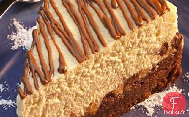 Cheesecake Au Beurre D'Arachide Et Aux Pépites De Chocolat Au Lait À Fond De Brownie