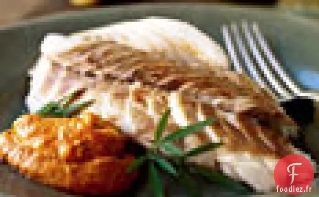 Vivaneau Rouge Cuit au Sel avec sauce Romesco