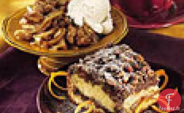 Gâteau Au Café À La Crème Sure Et À L'orange Avec Streusel Au Chocolat Et aux pacanes