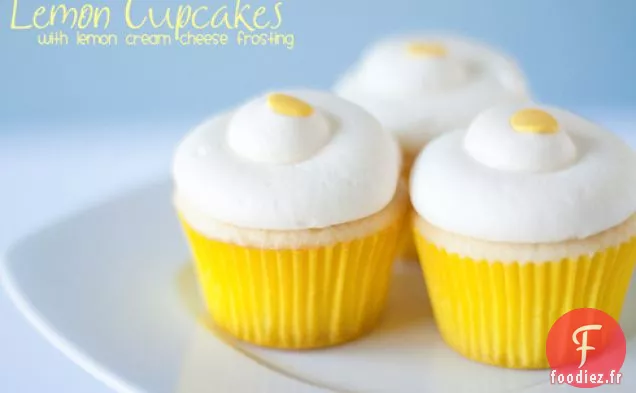 Cupcakes Au Citron Avec Glaçage Au Fromage À La Crème