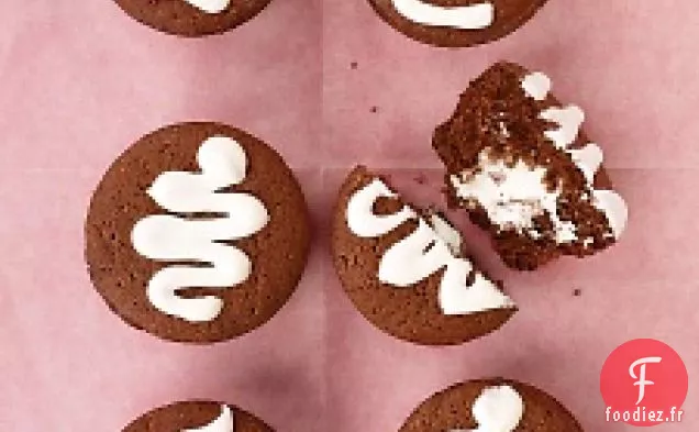 Cupcakes au chocolat fourrés à la crème