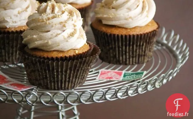 Cupcakes Au Beurre Brun À La Citrouille Avec Glaçage À La Cannelle