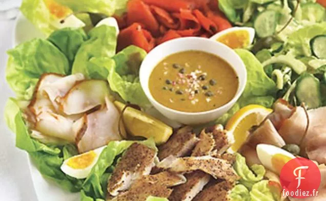 Plateau de Poisson Fumé Sauce Moutarde-Câpres et Salade Fenouil-Concombre