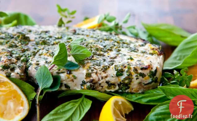 Poisson Grillé À La Croûte D'Herbes Aux Agrumes