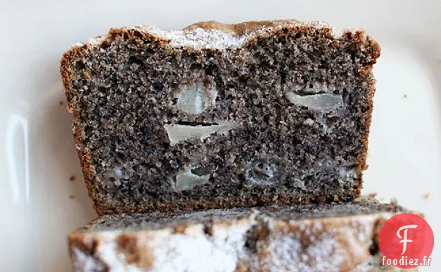 Gâteau Au Thé Au Sésame Noir Et À La Poire