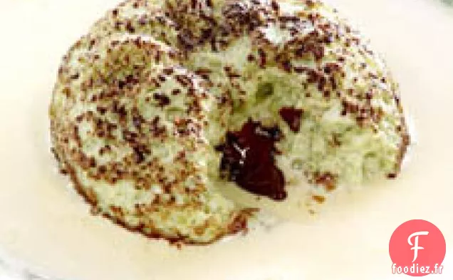 Soufflés À La Pistache Avec Centres De Chocolat Moelleux