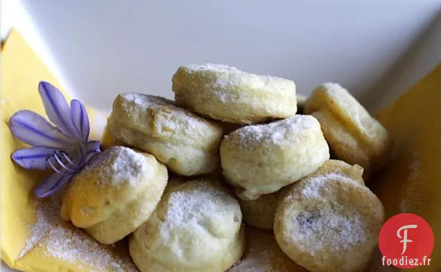 Soufflez Des Boules De Blanc D'Oeuf Avec De La Pâte De Haricots Rouges (????)