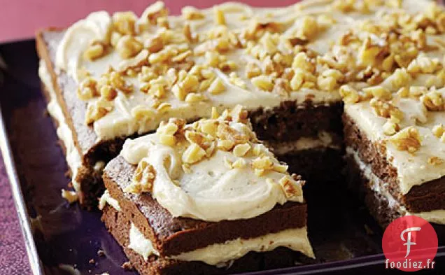Gâteau Français aux Quatre Épices avec Glaçage aux Épices au Beurre Doré
