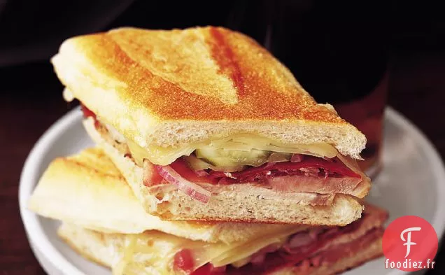 Sandwichs au Rôti de Porc Cubain avec Sauce Mojo
