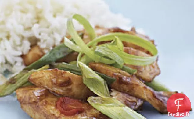 Tilapia Aux Oignons Verts Et Sauce Aux Haricots Noirs