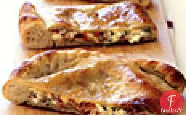Double Fromage et Prosciutto Calzone