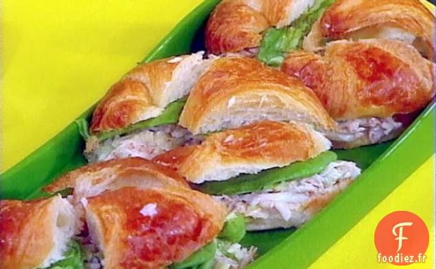 Salade de Crabe à la Acadienne sur Croissants