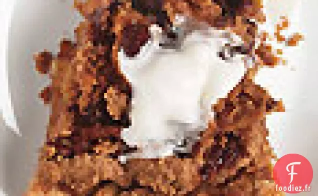 Tarte Aux Pommes À La Cannelle Avec Raisins Secs Et Garniture De Miettes