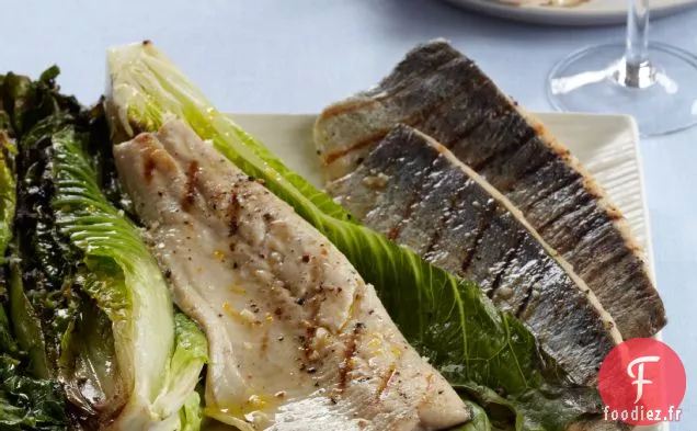 Truite Grillée avec Salade Romaine Grillée