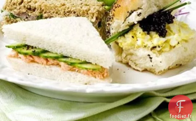 Sandwichs au Concombre, à la Truite Fumée et au Raifort