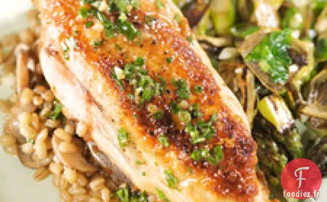 Poulet Au Vin Blanc Et Sauce Aux Herbes
