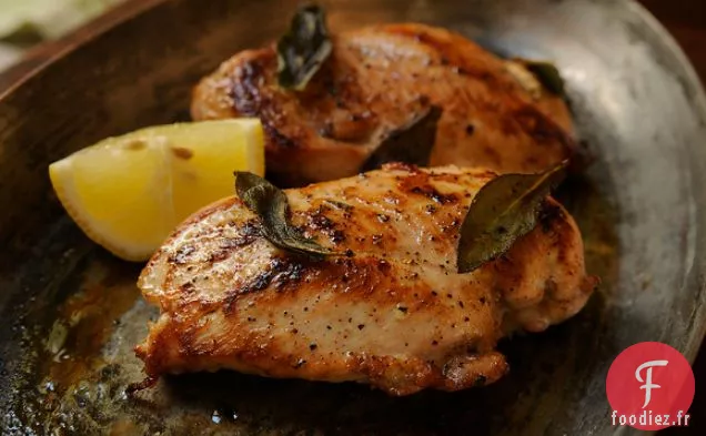 Poitrine De Poulet À La Sauge Fraîche