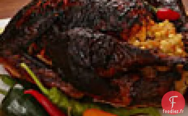Dinde Rôtie à la Mole avec Farce à la Masa et Sauce au Chili
