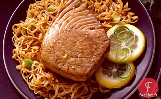 Steaks De Thon Teriyaki Avec Riz Frit Et Nouilles