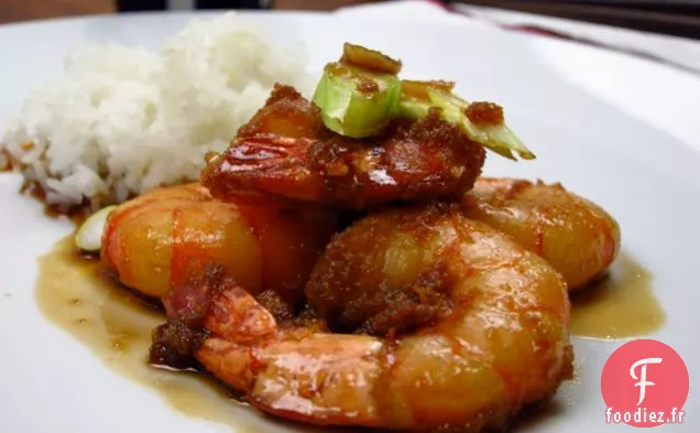Crevettes Tigrées Croustillantes Avec Sauce Au Miel Et À L'Ail