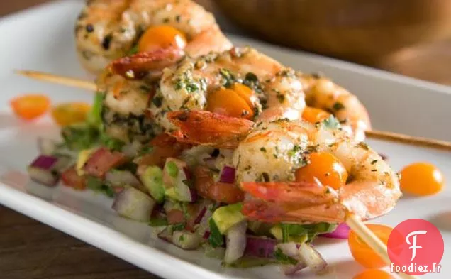 Crevettes Au Cumin Grillées Avec Salsa À L'Avocat