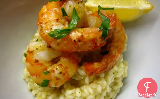 Délicieux Risotto Aux Agrumes Avec Crevettes À L'Ail Et Au Piment