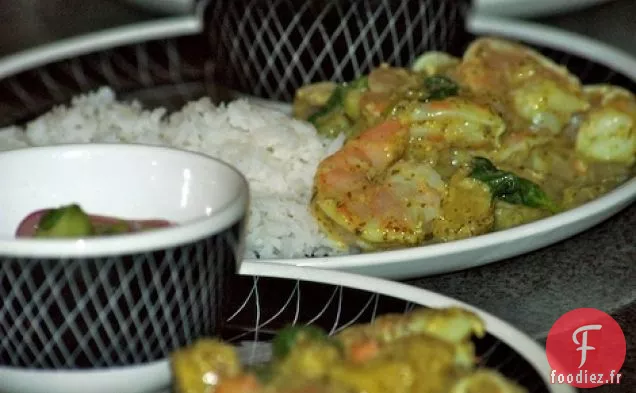 Curry Vert D'Inspiration Thaïlandaise À L'Ananas Et Aux Crevettes