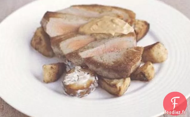 Thon Poêlé Avec Salade D'Artichauts Et De Pommes De Terre