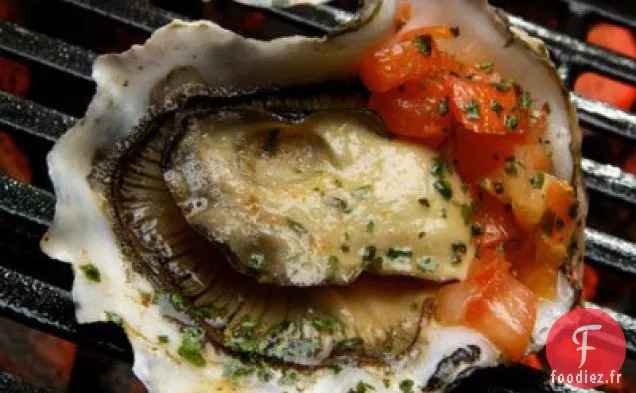 Huîtres Grillées Épicées Avec Relish Au Poivre Asiatique