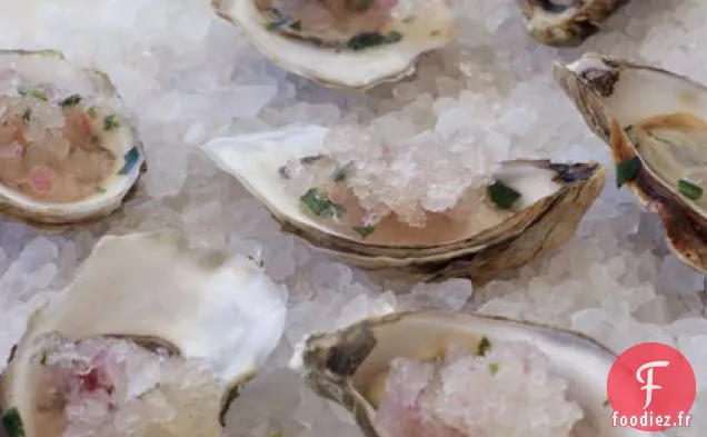 Huîtres sur Demi-Coquille avec Granité de Pamplemousse
