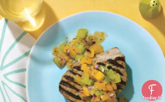 Thon Grillé Épicé Avec Salsa Du Jardin