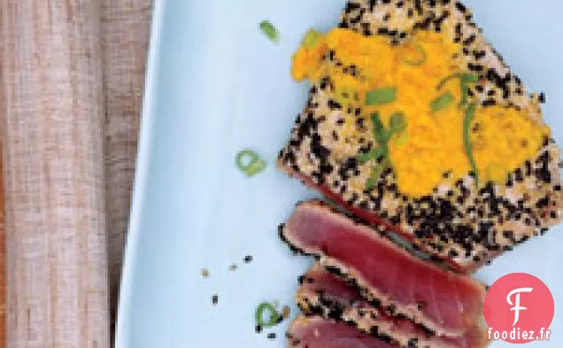 Thon en Croûte De Sésame Et Sauce Carotte-gingembre