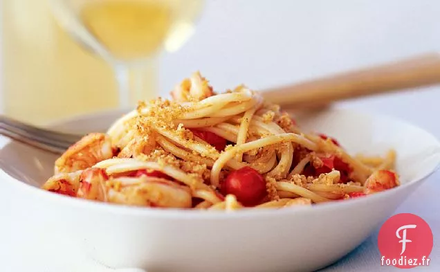 Spaghettis Épicés aux Crevettes à l'Ail et aux Tomates