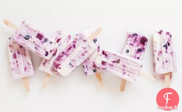Sucettes Glacées Au Yogourt Aux Baies Rôties Et Au Miel