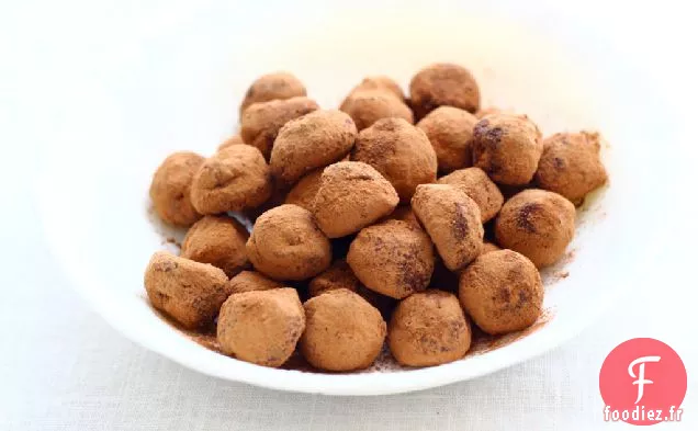 Truffes Au Chocolat Au Sésame Et Au Piment