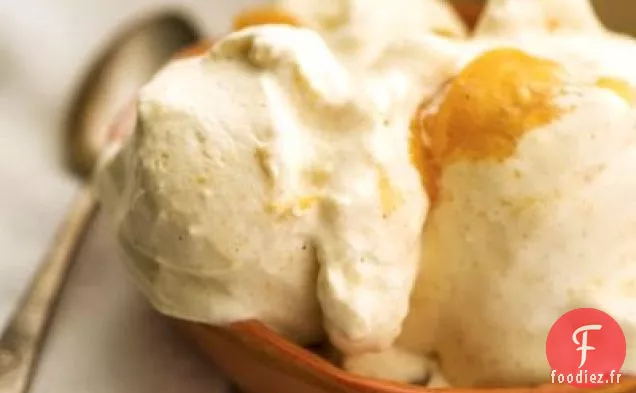 Crème Glacée à la Pêche au Babeurre