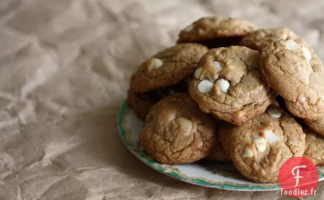 Biscuits aux Noix de Macadamia Au Chocolat Blanc Au Beurre Brun
