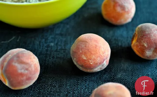 Barres de Crumble aux Pêches au Beurre Brun