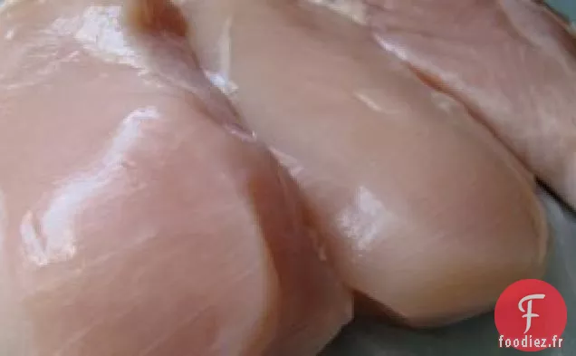 Romano de Poulet Avec Sauce au Beurre au Citron