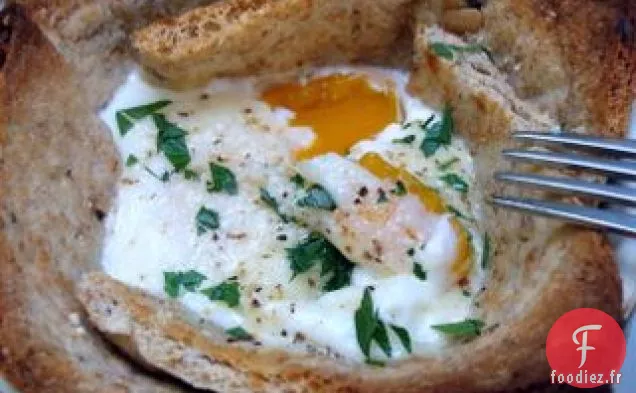 Oeufs Dans Le Nid
