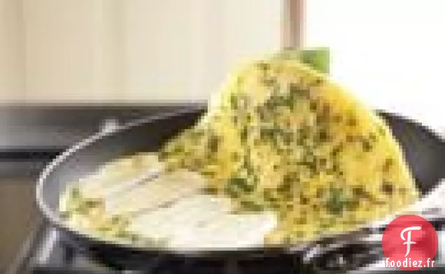 Omelette Aux Herbes Et Au Brie