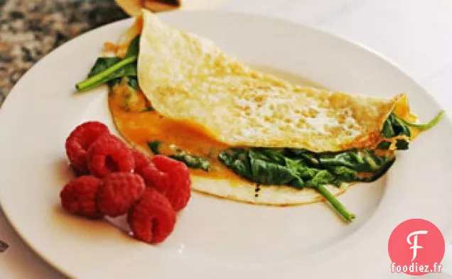Omelette Au Blanc D'Œuf Aux Épinards Et Au Cheddar