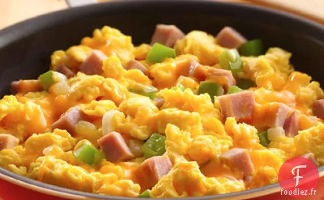 Œufs Brouillés au Jambon et au Fromage