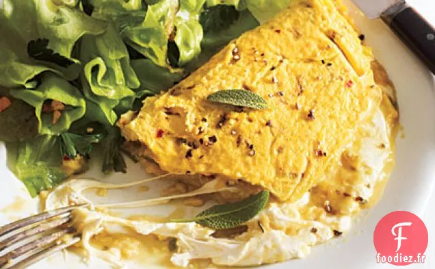Omelette à la Mozzarella à la Sauge et Flocons de Chili Rouge