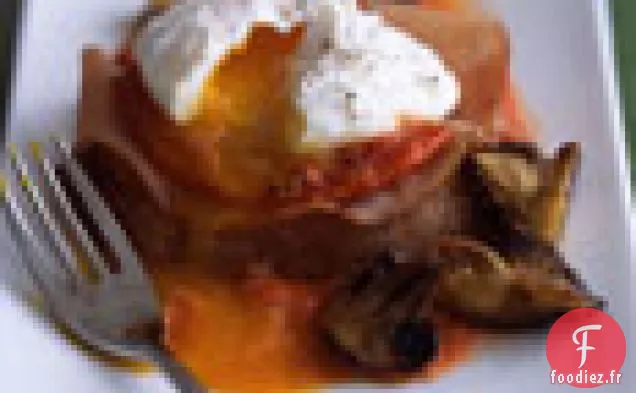 Œufs Pochés aux Tomates Rôties, Champignons et Jambon