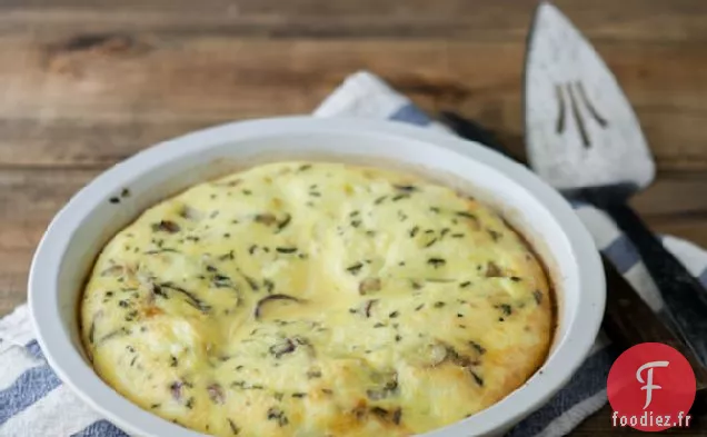 Quiche Sans Croûte De Pommes De Terre Rôties, D'Oignons Et De Romarin