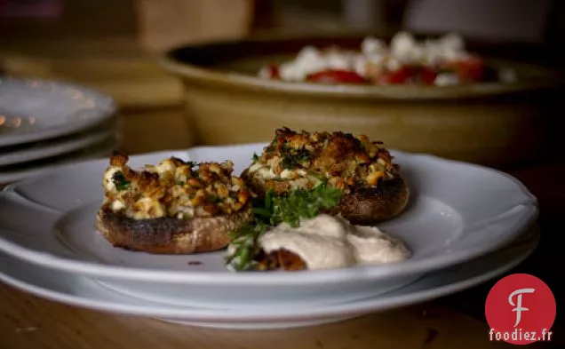 Champignons Farcis Avec Noix de Pin et Feta
